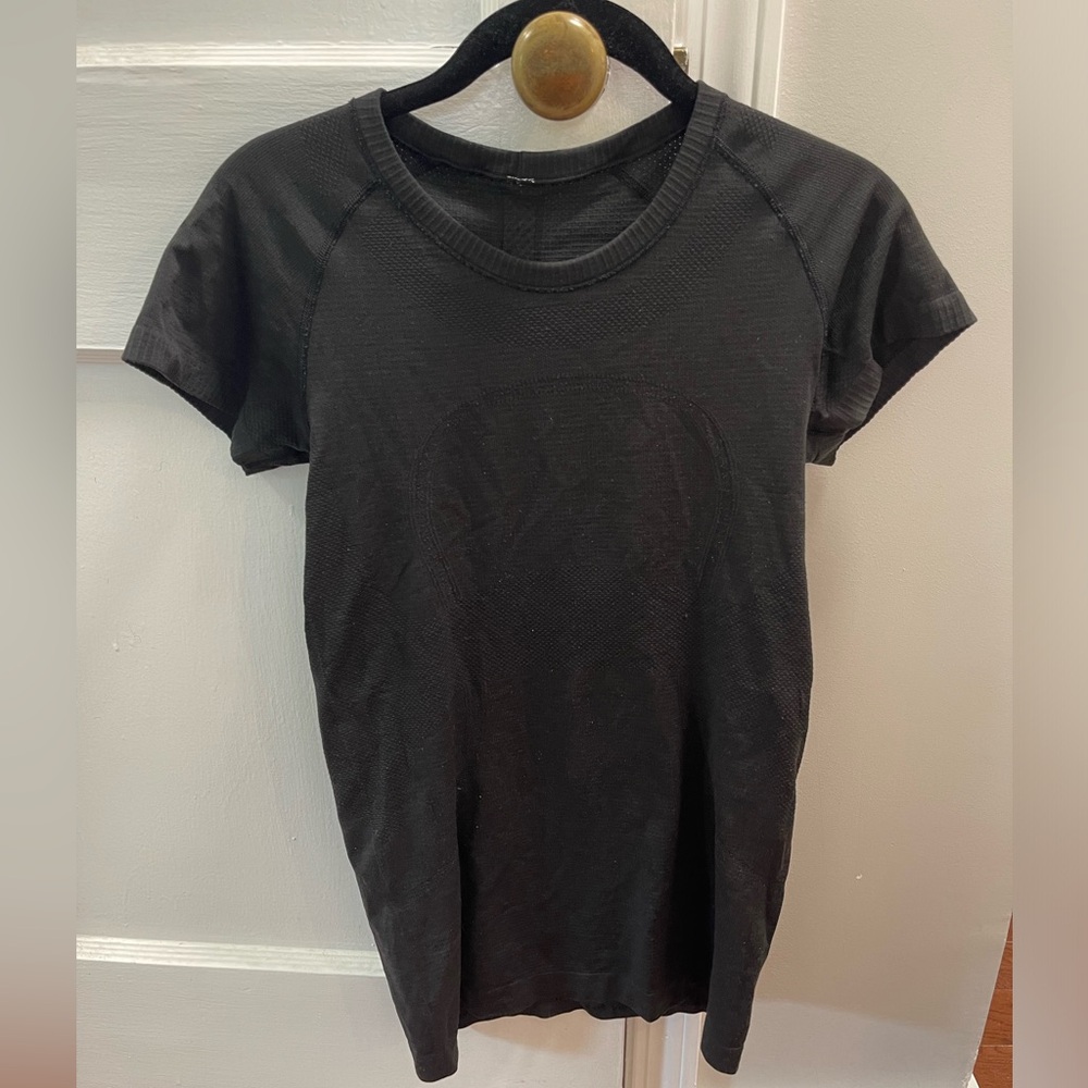 Lululemon top